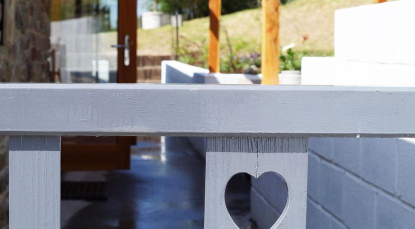 Photo of 2 Bed in Llangadog