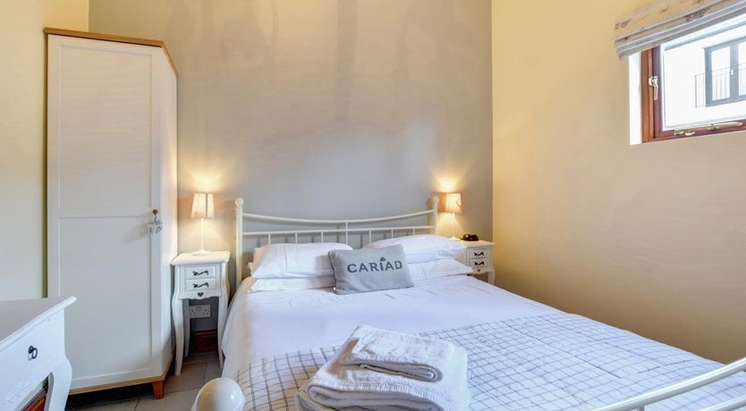 Photo of 2 Bed in Cardiff