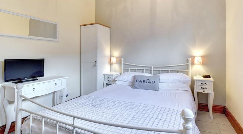Photo of 2 Bed in Cardiff