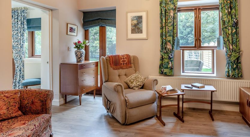 Photo of 1 Bed in Porthcawl