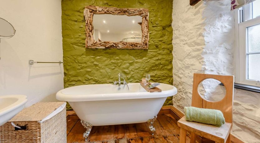 Photo of 2 Bed in St Davids