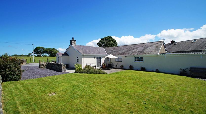 Photo of 2 Bed in Caernarfon