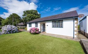 Photo of 3 Bed in Tudweiliog