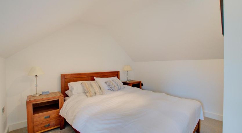 Photo of 3 Bed in Porthcawl