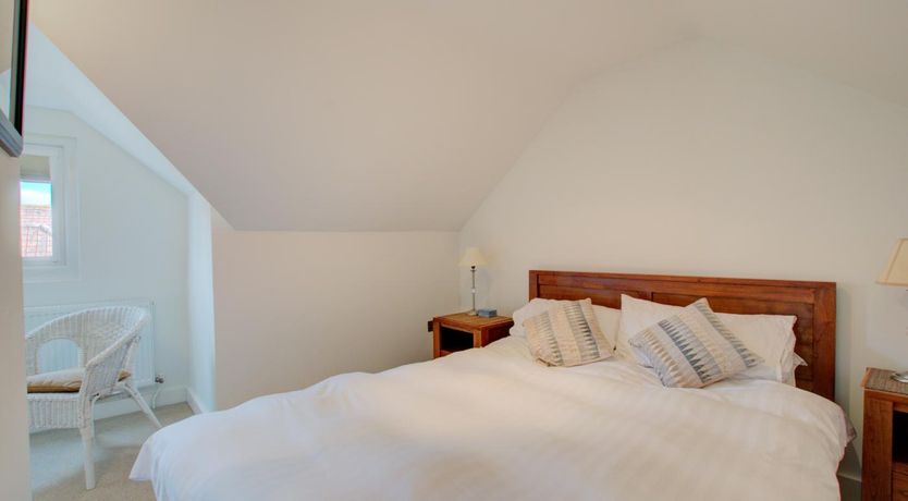 Photo of 3 Bed in Porthcawl