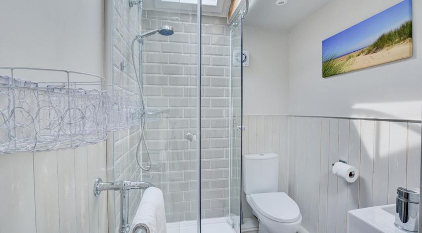 Photo of 2 Bed in Knapton
