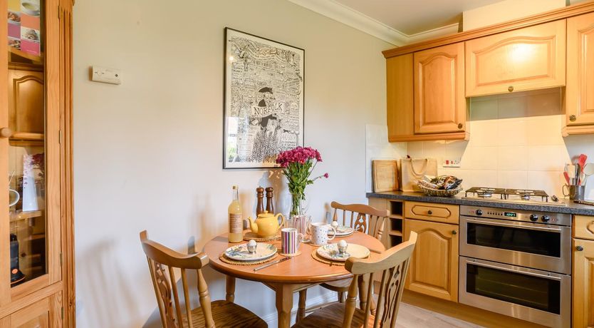 Photo of 2 Bed in Holt