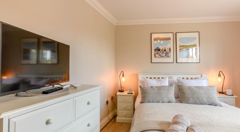 Photo of 2 Bed in Holt