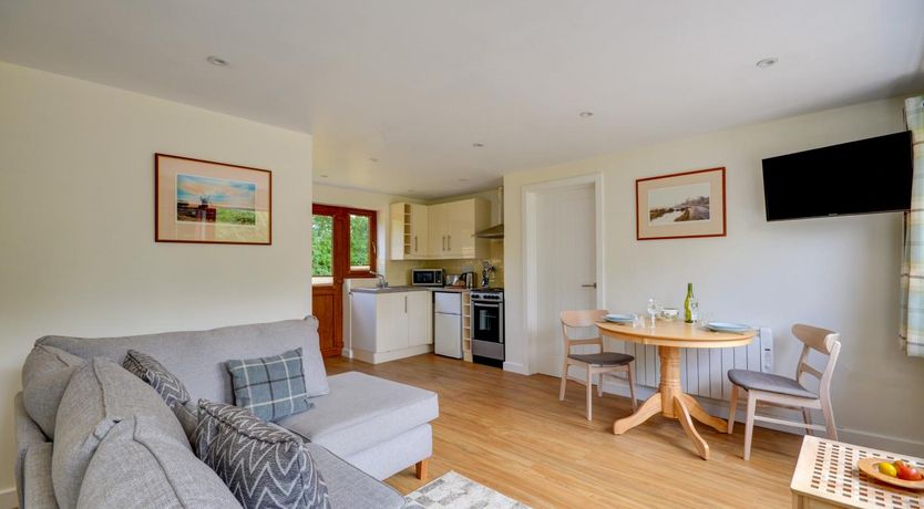 Photo of 1 Bed in Briston