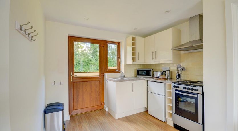 Photo of 1 Bed in Briston