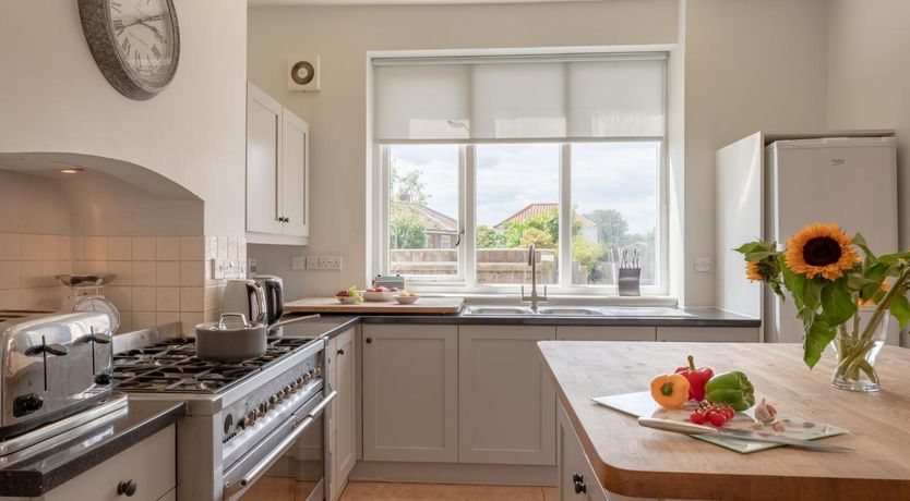 Photo of 7 Bed in Aldeburgh
