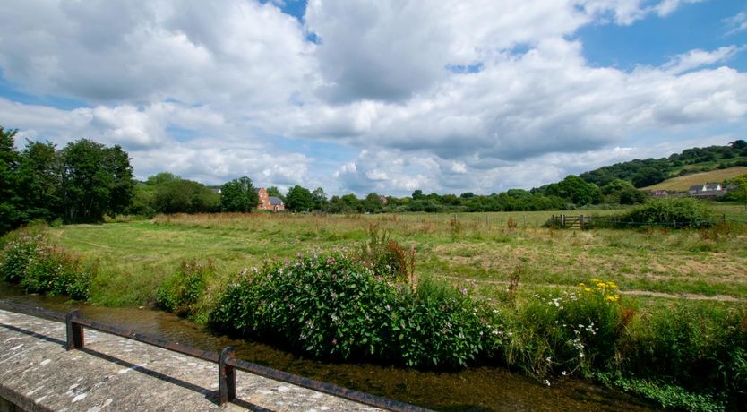 Photo of 3 Bed in Bridport