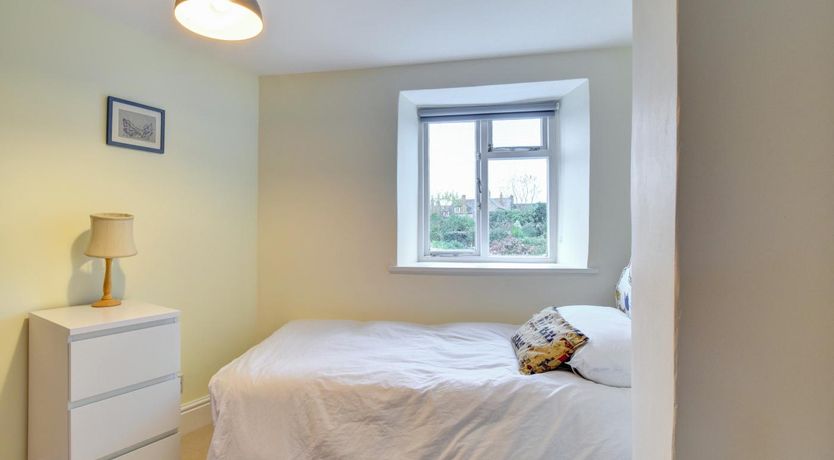 Photo of 3 Bed in Bridport