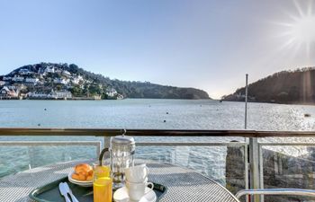 2 Bed in Dartmouth Holiday Home