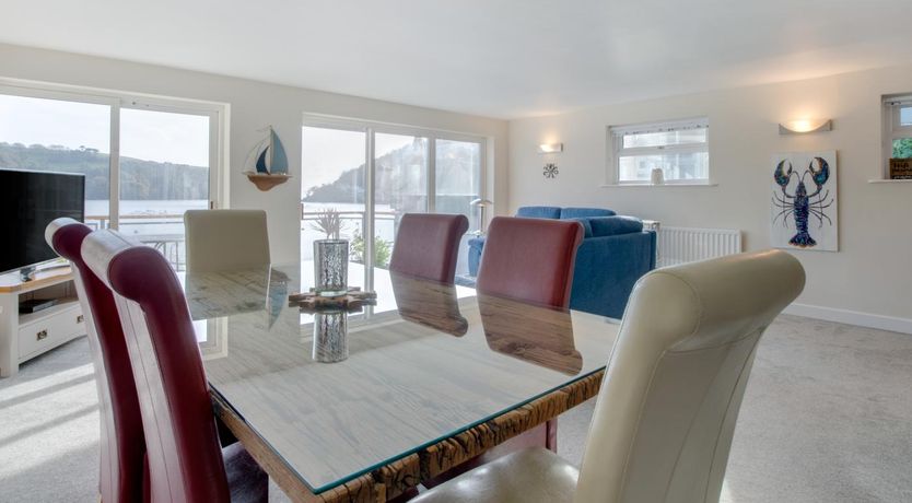 Photo of 2 Bed in Dartmouth