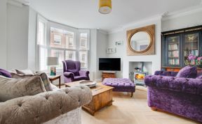 Photo of 5 Bed in Southwold