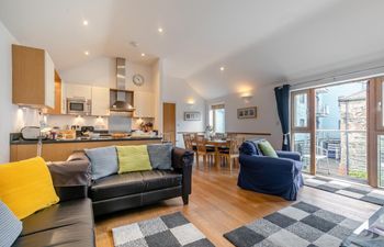 2 Bed in Porthleven Holiday Home