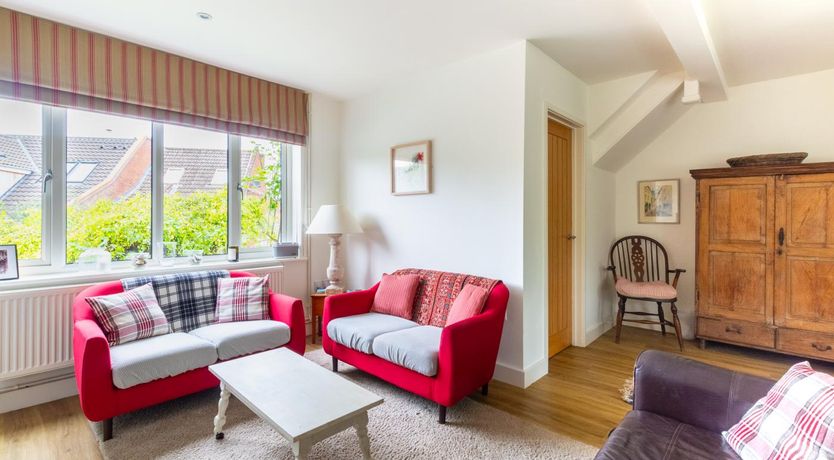 Photo of 4 Bed in Salthouse