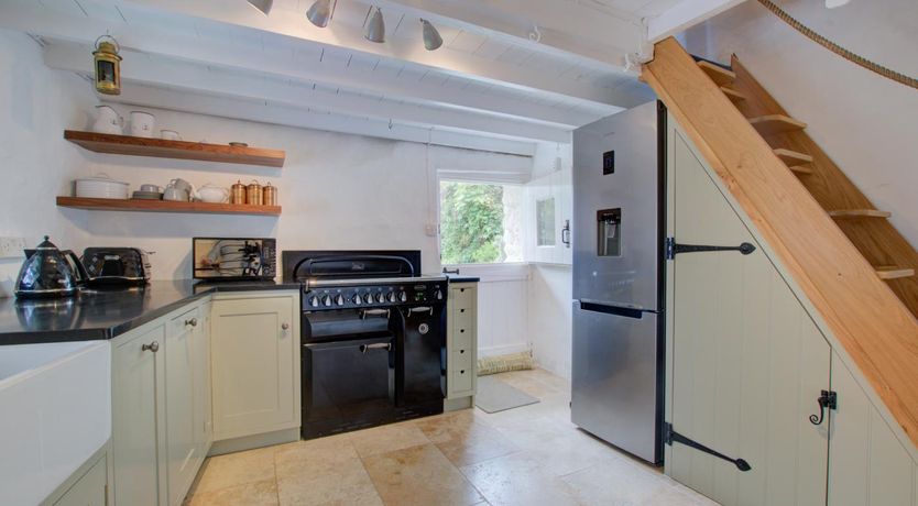 Photo of 3 Bed in Helford