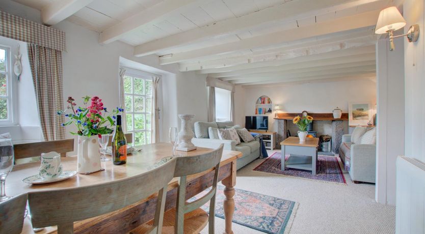 Photo of 3 Bed in Helford