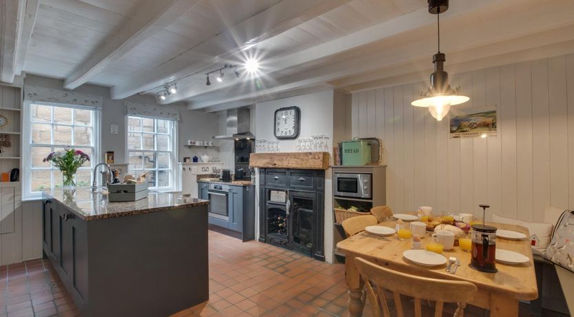 Photo of 3 Bed in Robin Hoods Bay