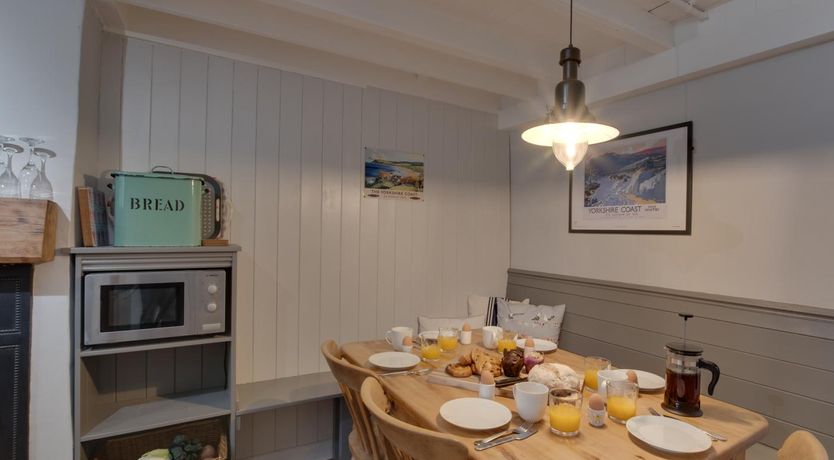 Photo of 3 Bed in Robin Hoods Bay