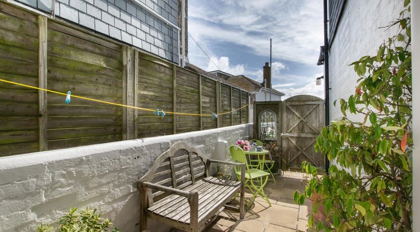 Photo of 2 Bed in St Ives