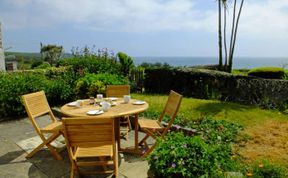 Photo of 3 Bed in Perranuthnoe