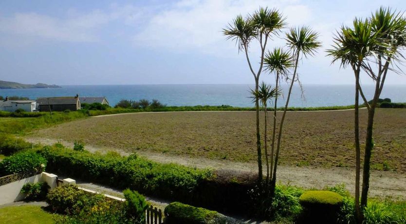 Photo of 3 Bed in Perranuthnoe