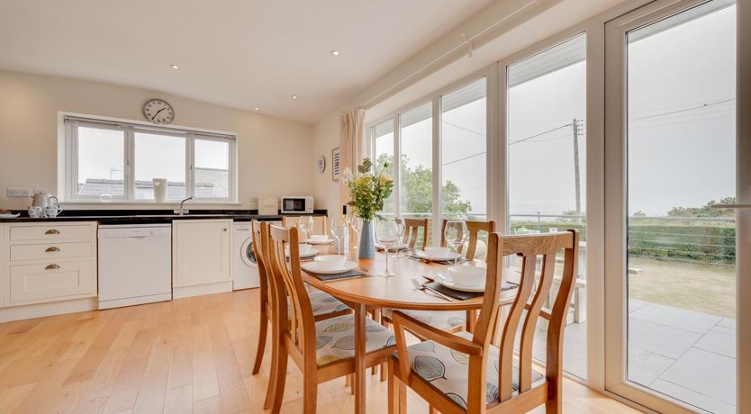 Photo of 3 Bed in Pwllheli