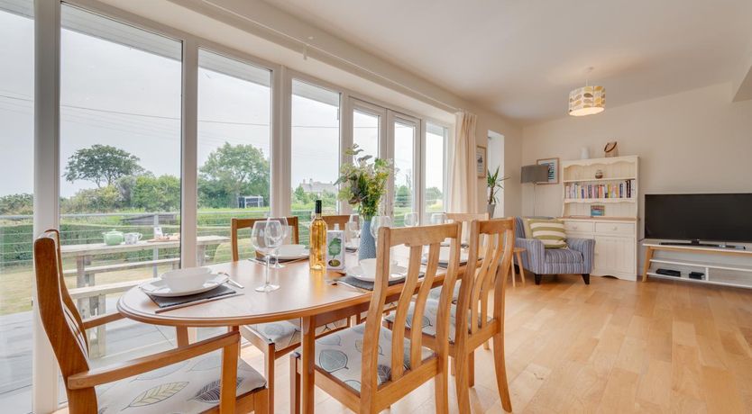 Photo of 3 Bed in Pwllheli