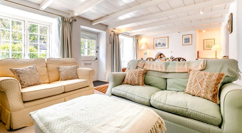 Photo of 3 Bed in Helford