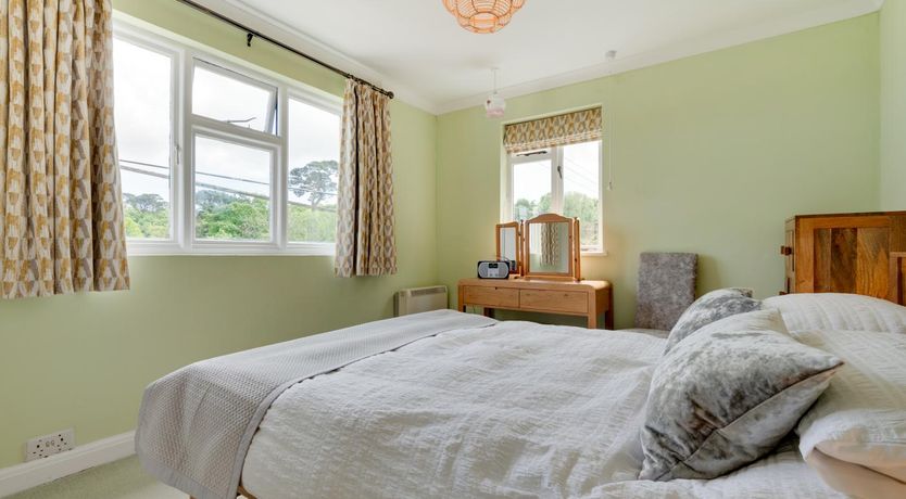 Photo of 2 Bed in Helford