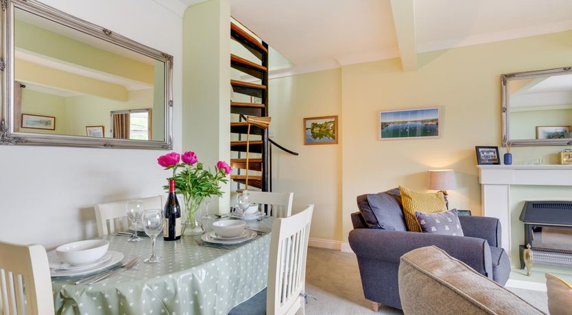 Photo of 2 Bed in Helford