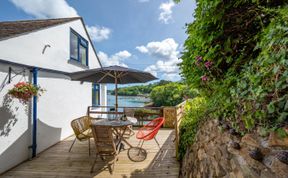 Photo of 2 Bed in Helford