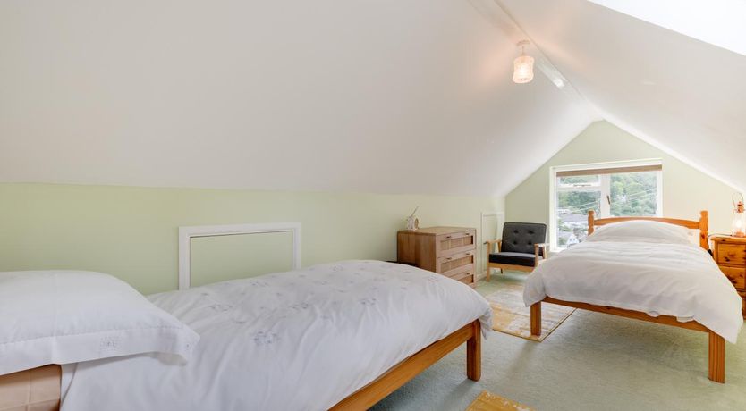 Photo of 2 Bed in Helford