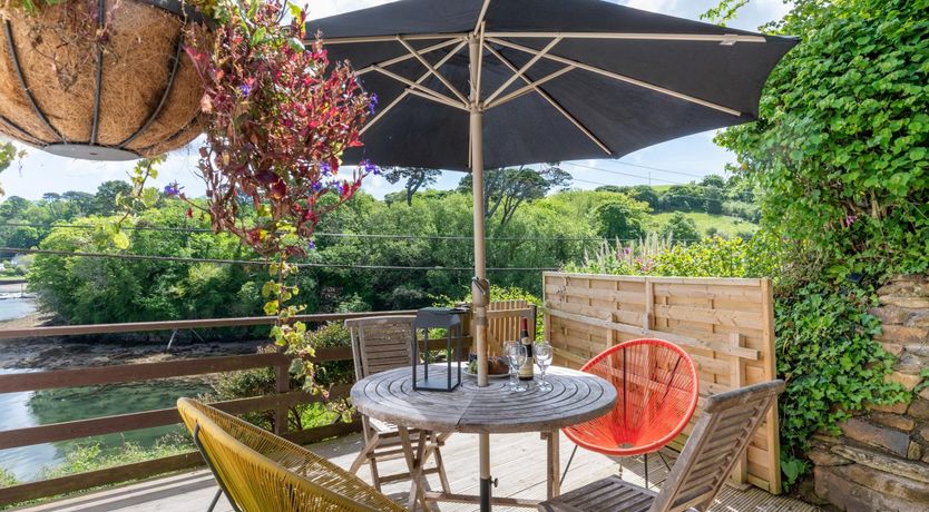 Photo of 2 Bed in Helford