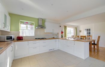 2 Bed in Sheringham Holiday Home