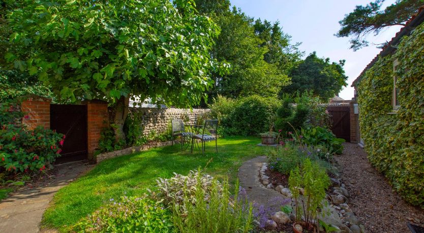 Photo of 2 Bed in Weybourne