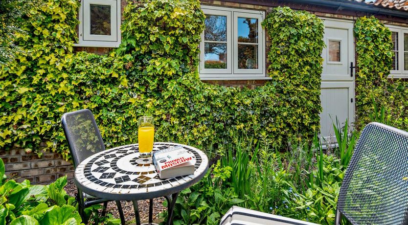 Photo of 2 Bed in Weybourne