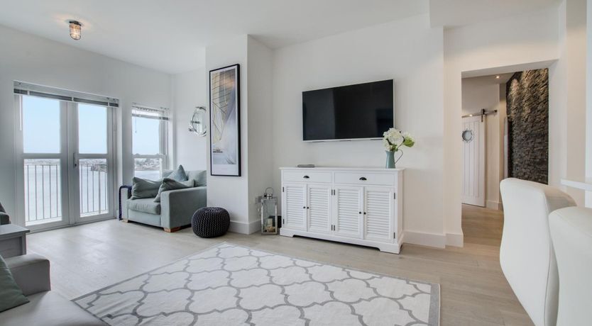 Photo of 2 Bed in Torquay