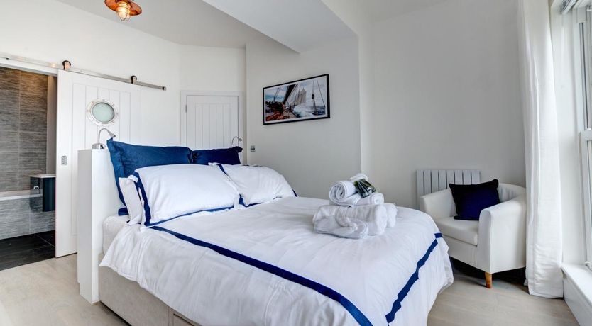 Photo of 2 Bed in Torquay