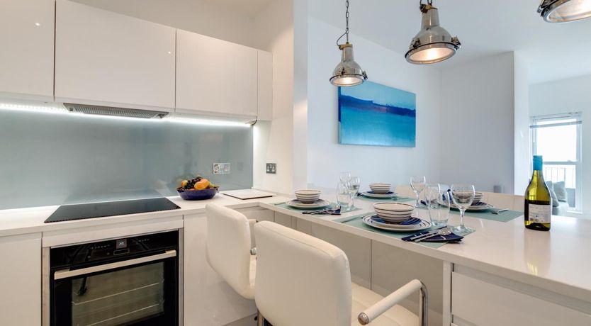 Photo of 2 Bed in Torquay