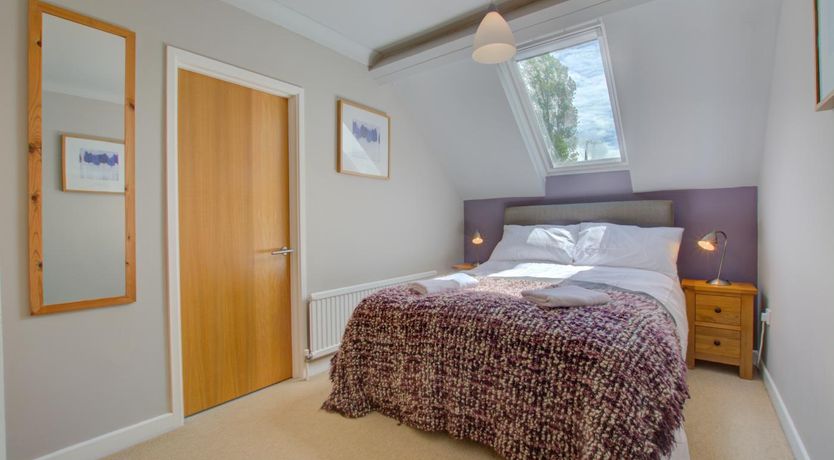 Photo of 3 Bed in Salthouse