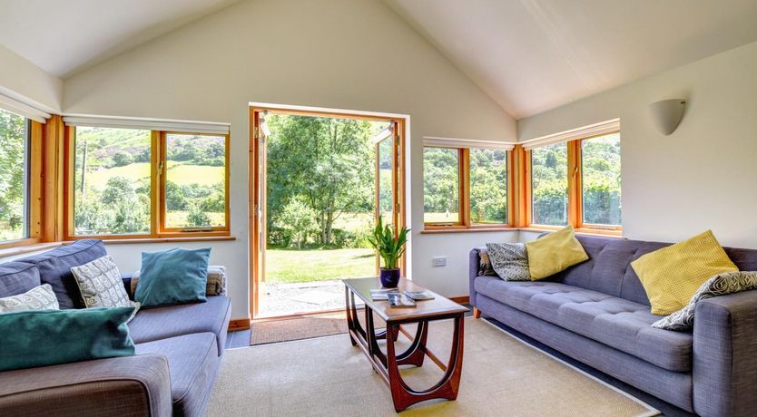 Photo of 3 Bed in Dinas Mawddwy