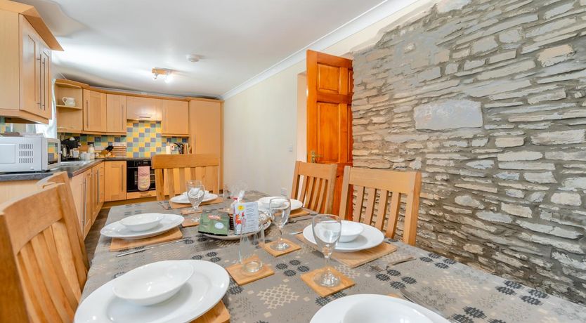 Photo of 3 Bed in Lampeter