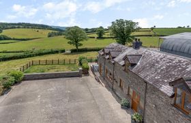 Photo of 3-bed-in-lampeter