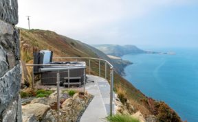 Photo of 2 Bed in Llangrannog