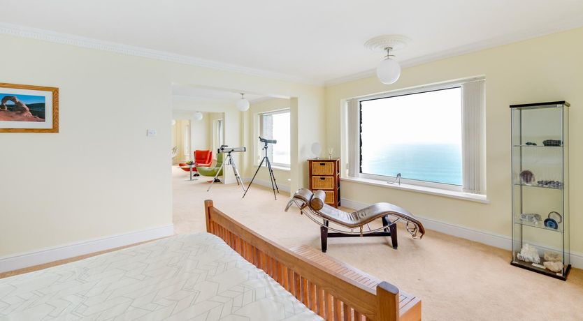 Photo of 2 Bed in Llangrannog