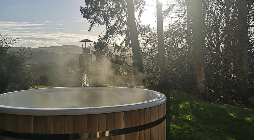 Photo of 3 Bed in Llangadfan